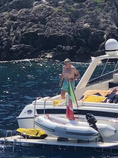 Carlo Ancelotti in barca. RomaPress